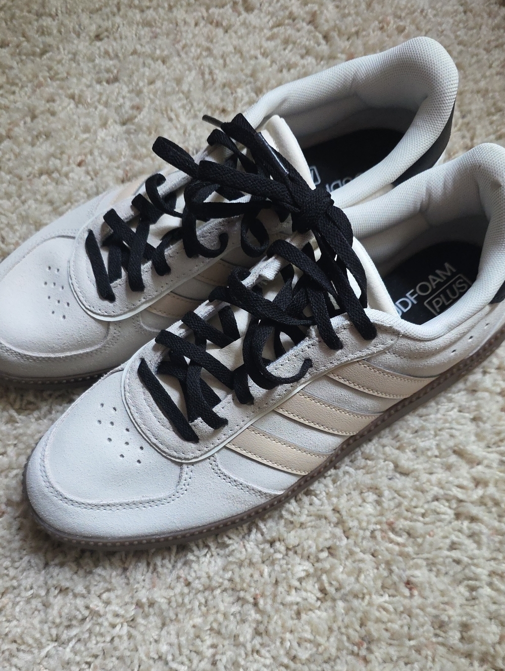 adidas Women"s Breaknet Sleek Offwhite Sneakers Size 7